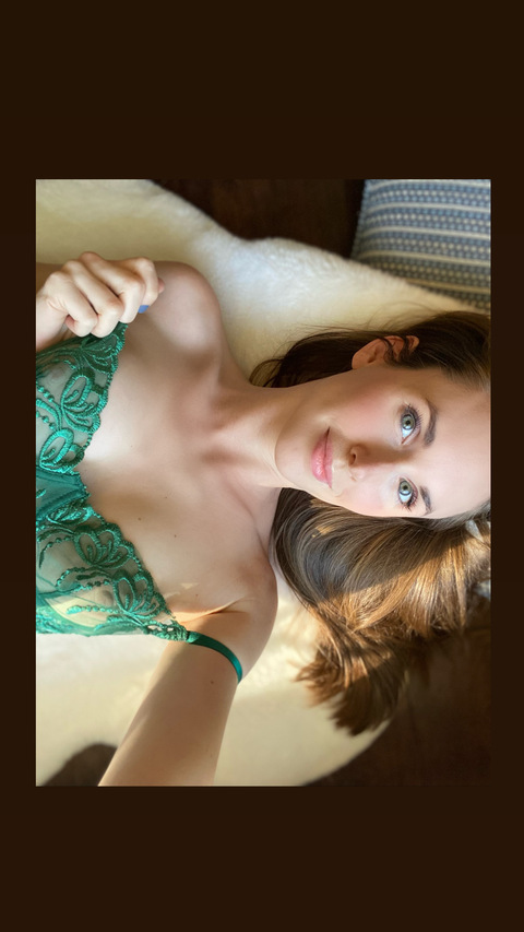 OnlyFans başlık resmi nerdykitten6968