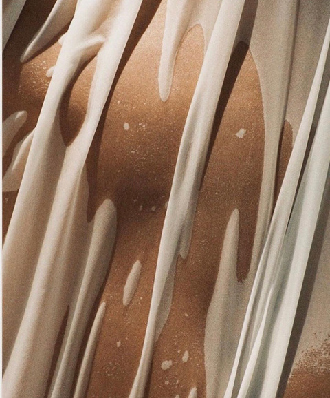 ओनलीफैंस हेडर चित्र neyontree