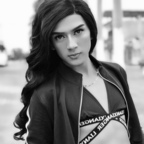 SadeceFans profil resmi nickiandersoo