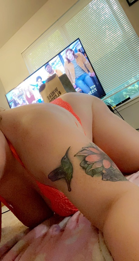 OnlyFansのヘッダー画像 nikkithegemini206
