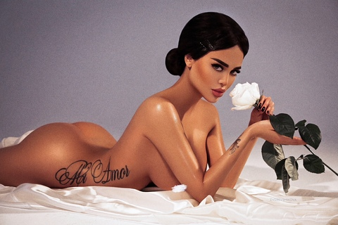 ओनलीफैंस हेडर चित्र nitakuzmina