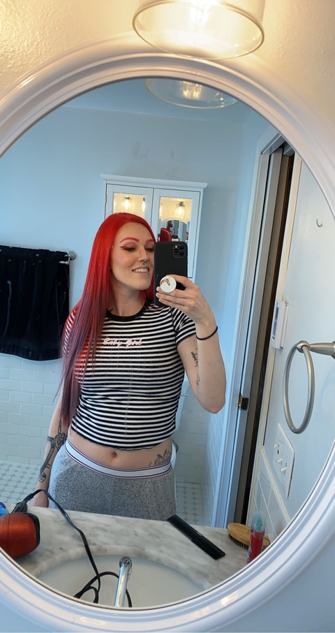 notadamnperson의 OnlyFans 해더 사진