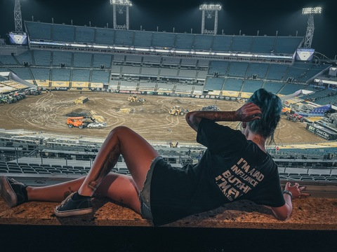 OnlyFans header picture notmjg