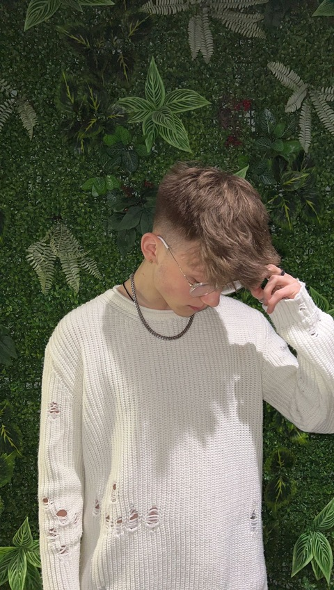 Снимка на заглавието на OnlyFans officialasb