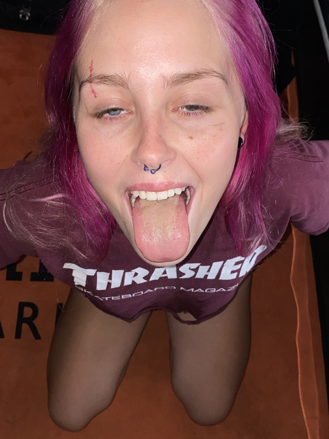 Снимка на заглавието на OnlyFans opalescentbaby