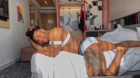 Image d'en-tête OnlyFans ostine_brown