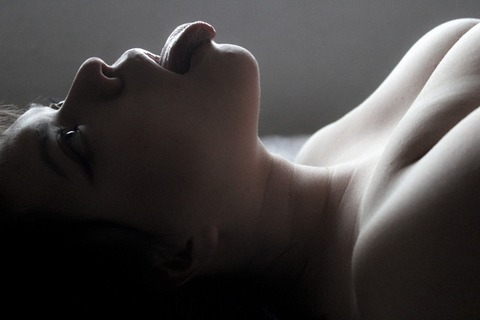 ओनलीफैंस हेडर चित्र paovital