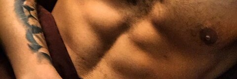 OnlyFansのヘッダー画像 papihilarious