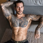 ओनलीफ़ैंस प्रोफ़ाइल चित्र papikocic_free