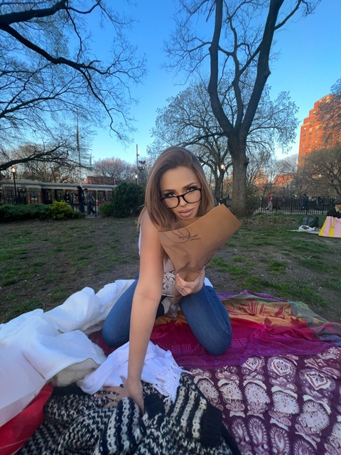 OnlyFansのヘッダー画像 phaniepr