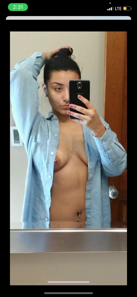 ओनलीफैंस हेडर चित्र punjabiprincess69