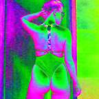 ओनलीफ़ैंस प्रोफ़ाइल चित्र punny