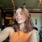 ओनलीफ़ैंस प्रोफ़ाइल चित्र queen_egirl277