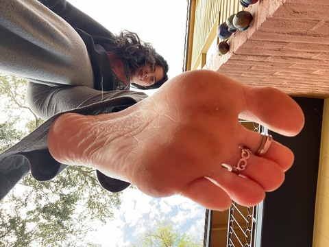 Image d'en-tête OnlyFans queengsoles