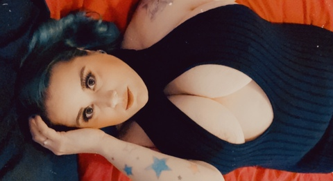 Gambar header OnlyFans razzie182