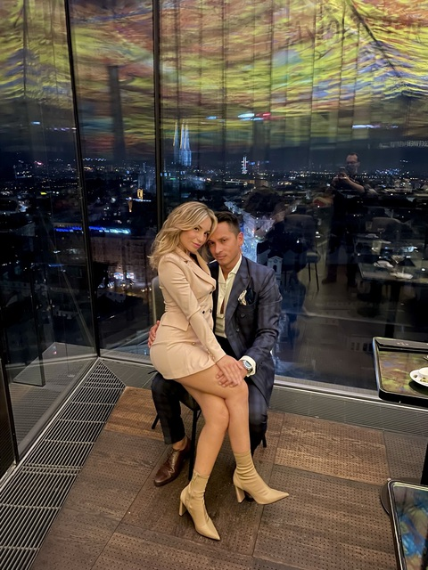 OnlyFans header picture realpervy