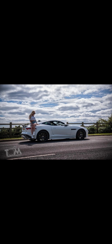 Image d'en-tête OnlyFans rebekahcaldwellxx