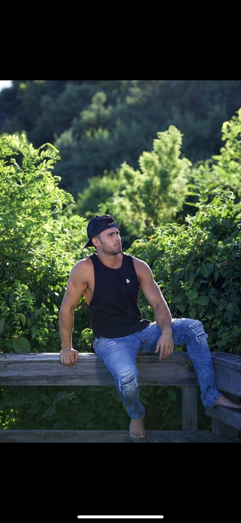 Image d'en-tête OnlyFans richiesullivann