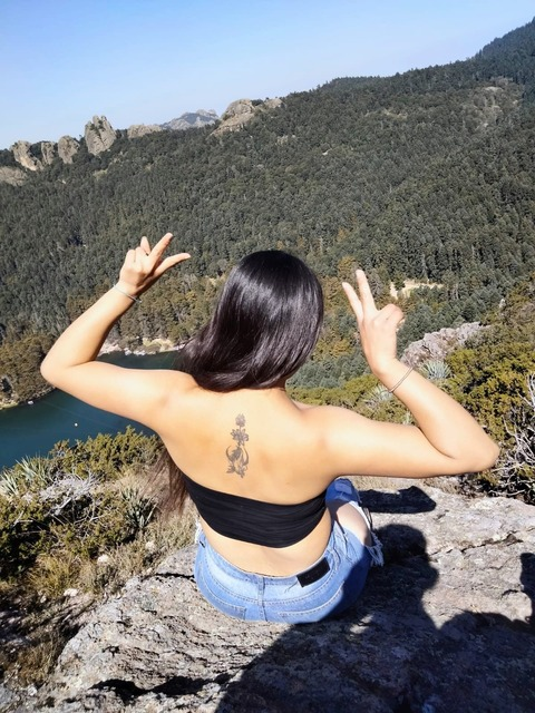 Снимка на заглавието на OnlyFans rouss25_05