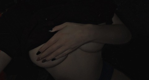 ओनलीफैंस हेडर चित्र saturns