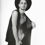 Profielfoto van OnlyFans scarletadamsdragqueen