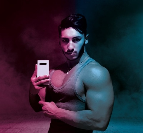 OnlyFansのヘッダー画像 sebastianaz