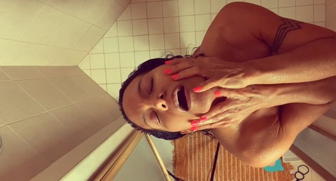 Imagen del encabezado de OnlyFans de sensorialart