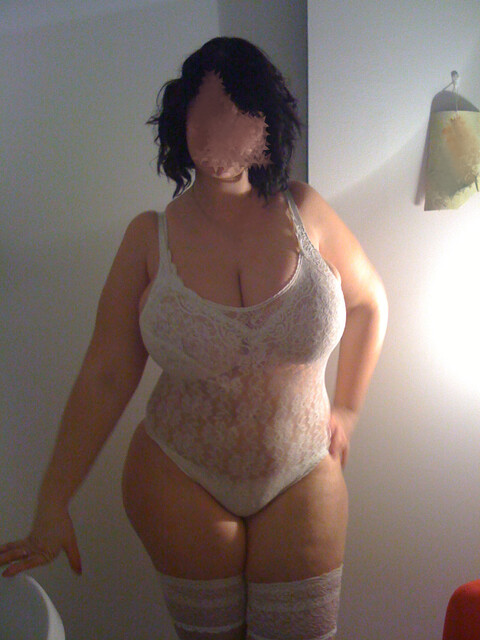 ओनलीफैंस हेडर चित्र sensualpoppy