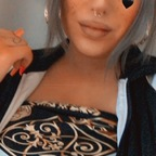 ओनलीफ़ैंस प्रोफ़ाइल चित्र seventeenlikehigh