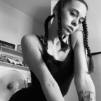 OnlyFans 프로필 사진 short.e