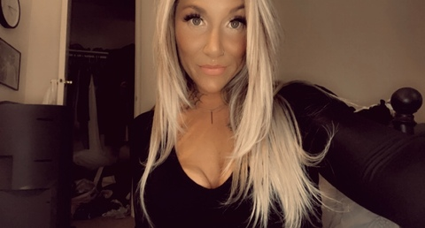 Снимка на заглавието на OnlyFans slamandaj