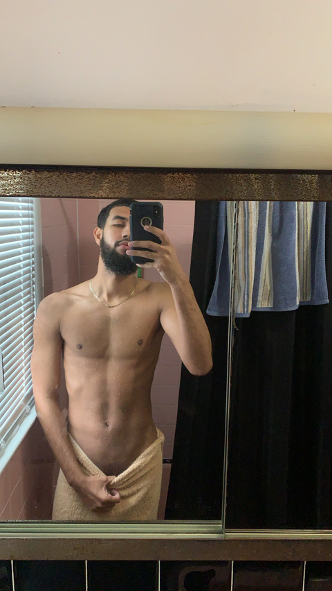 OnlyFans başlık resmi slimsplayroom