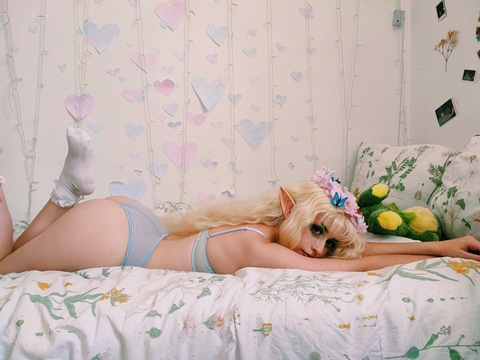 Imagen del encabezado de OnlyFans de strawberryjazfree