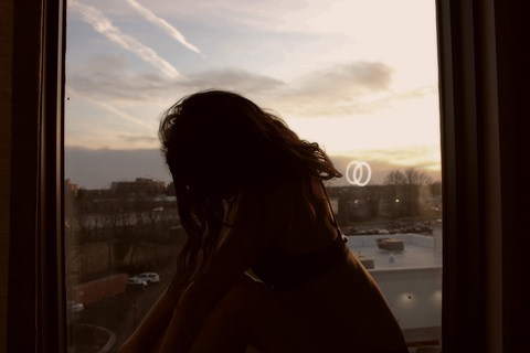 ओनलीफैंस हेडर चित्र suck-a-saurus