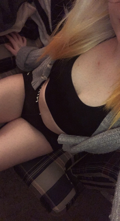 Immagine di intestazione OnlyFans sunflower0312