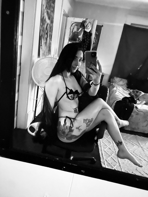 Image d'en-tête OnlyFans sweeetpeeaa