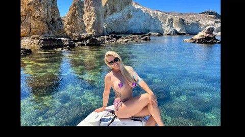 Image d'en-tête OnlyFans swinging_mom_amie