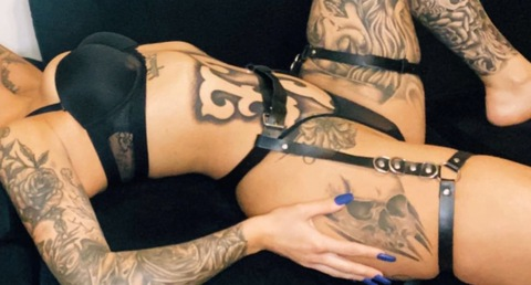 Снимка на заглавието на OnlyFans syddement