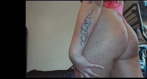 OnlyFans başlık resmi tattooedbaddiexo