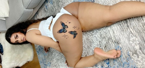 OnlyFans header picture thebossgirl2