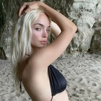 OnlyFansのプロフィール写真 thesilvervixen