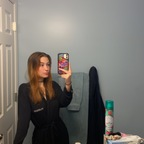 ओनलीफ़ैंस प्रोफ़ाइल चित्र tlioness