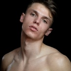 SadeceFans profil resmi tom_hank