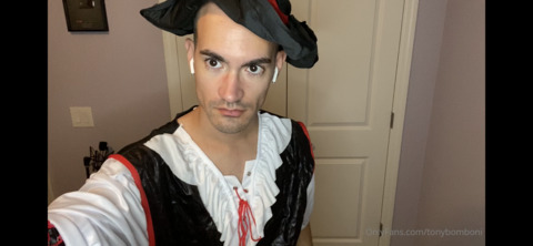 Снимка на заглавието на OnlyFans tonybomboni