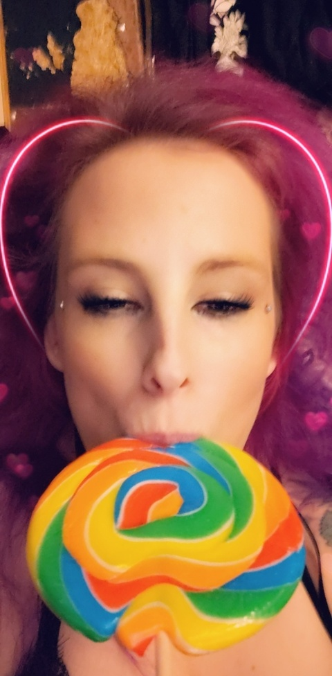 OnlyFansのヘッダー画像 toxictorilee