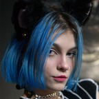 ओनलीफ़ैंस प्रोफ़ाइल चित्र trixybluegirl