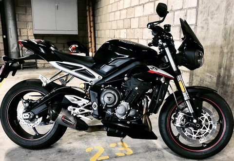 OnlyFansのヘッダー画像 tsninal