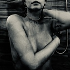 ओनलीफ़ैंस प्रोफ़ाइल चित्र u138773066