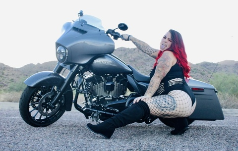 Imagem do cabeçalho do OnlyFans u142320430