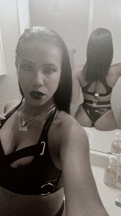 Снимка на заглавието на OnlyFans u93422830